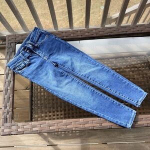 Old Navy Skinny Jeans in Medium Blue Denim Size 6